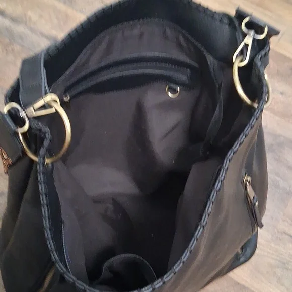 Two Way Handbag/crossboby With Leopard Print Strap - Picture 4 of 4